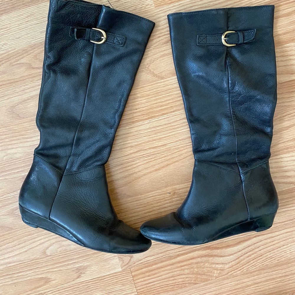 Black Steve Madden boots